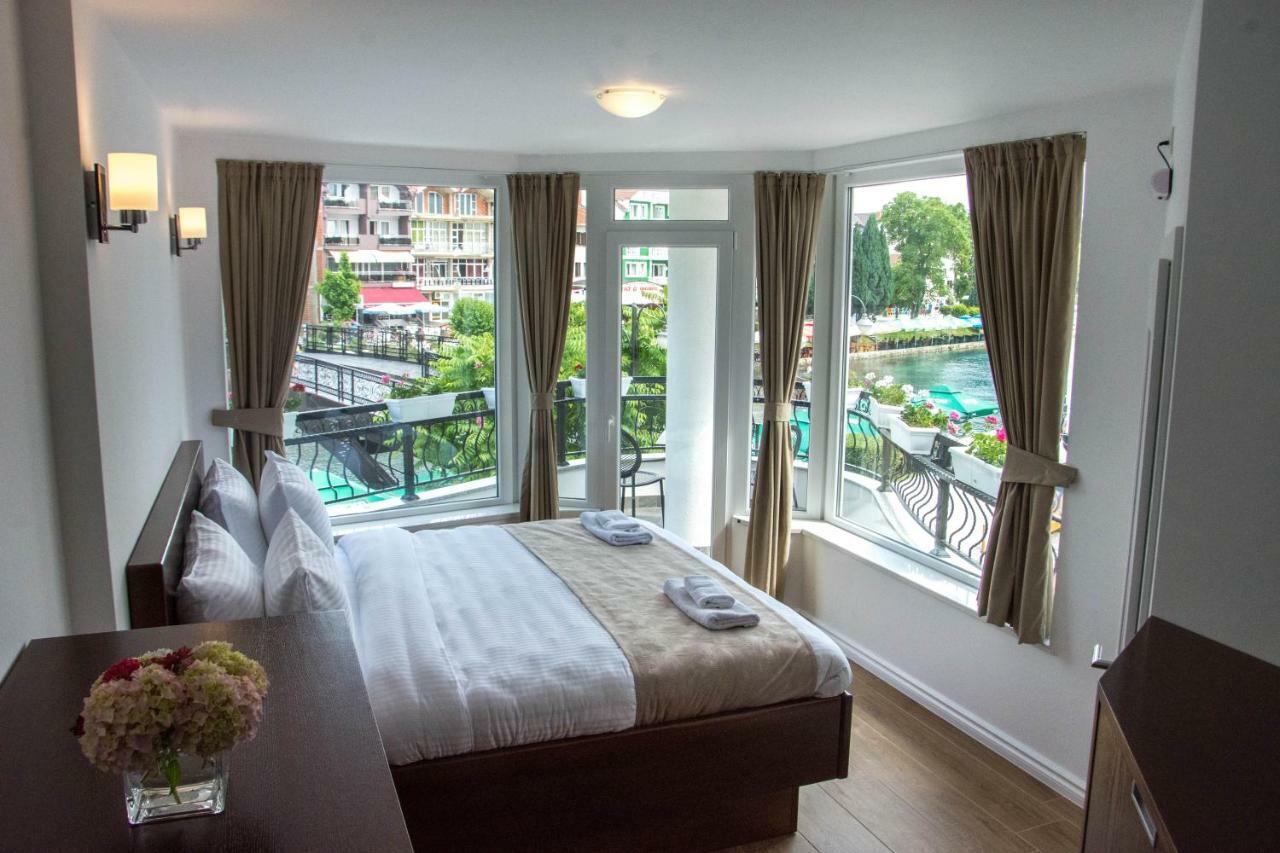 Seasons Hotel Struga Bagian luar foto